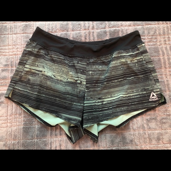 LOT- LADIES REEBOK SPEEDWICK LINED RUNNING SHORTS - Picture 7 of 16